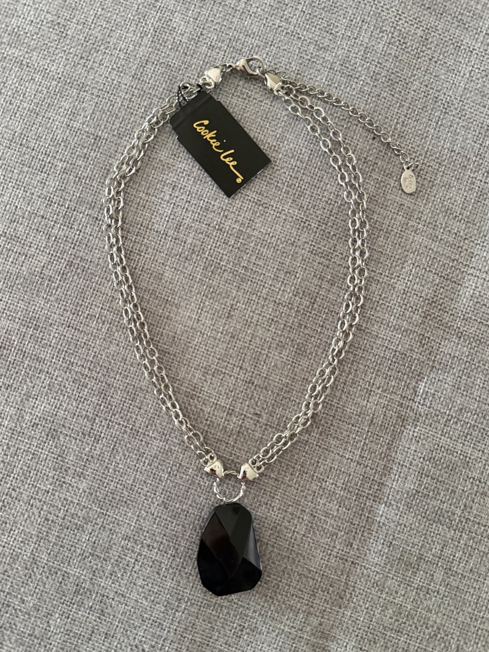 NWT Cookie Lee Silver Tone Chain Necklace with Faceted Black Glass Pendant